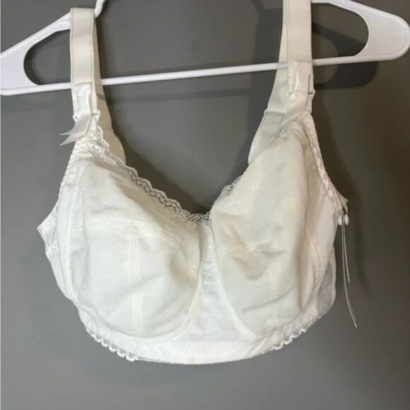 NWT Freya nursing bra size 30FF Elegant, white, adjustable, thick strap - Picture 9 of 10